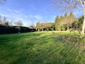 Photo 27- click for photo gallery